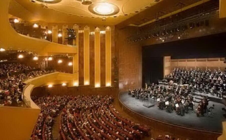 il teatro lirico di cagliari (archivio l unione sarda)