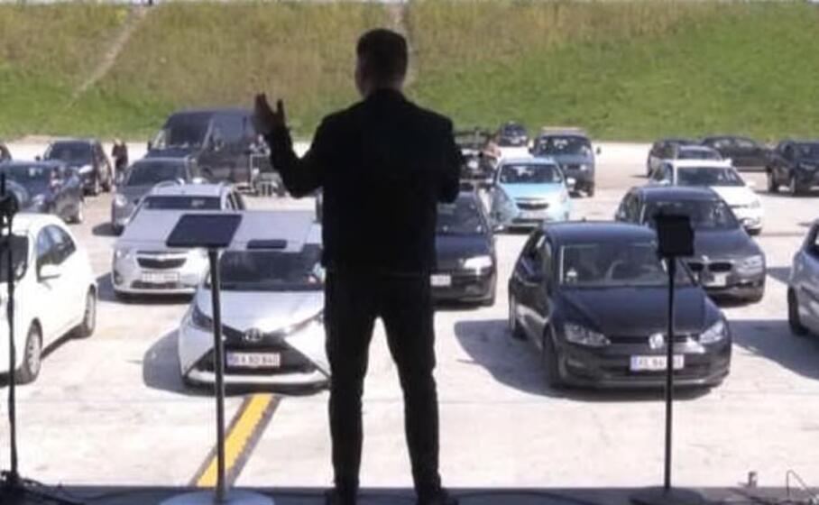 (foto da frame video)
