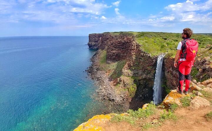 la cascata di capo nieddu nell oristanese (aigae foto concessa)