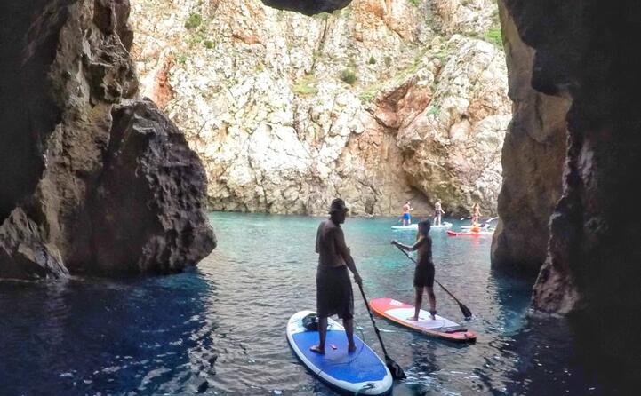 una grotta tra masua e cala domestica (aigae foto concessa)