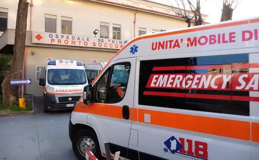 il pronto soccorso del ss trinit (archivio l unione sarda)