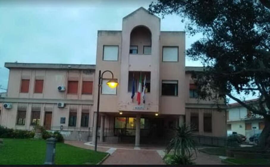 il municipio di sardara (archivio l unione sarda)