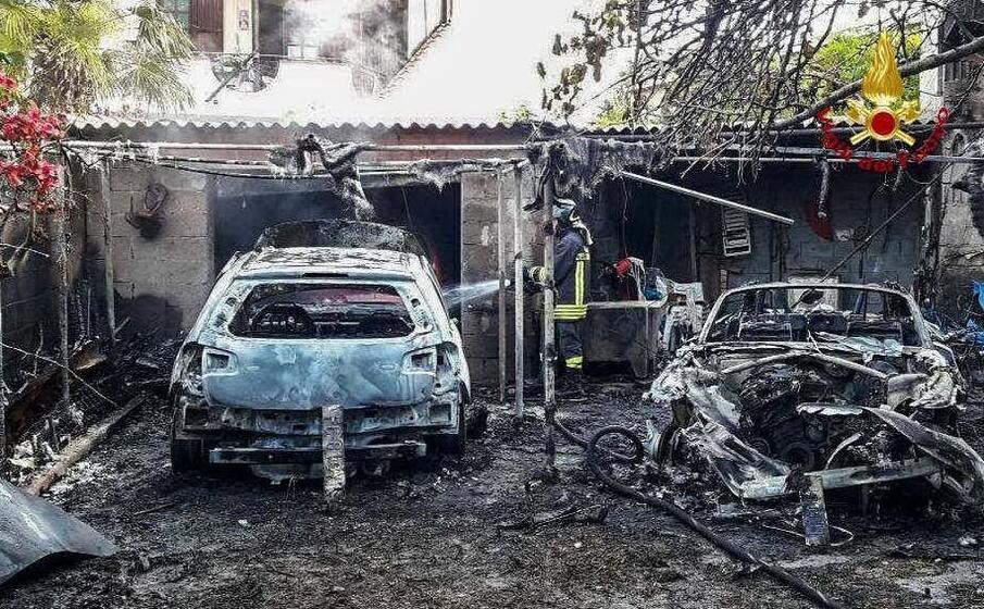 l incendio (foto vvff)