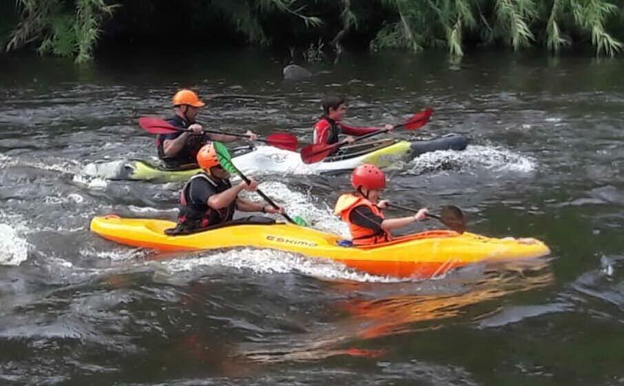 canoa sul tirso (archivio l unione sarda)