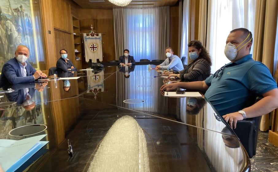 il vertice di maggioranza (l unione sarda murgia)
