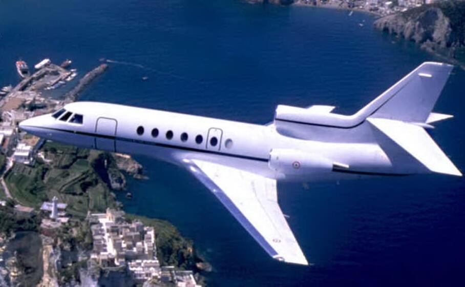 un falcon (foto aeronautica militare)
