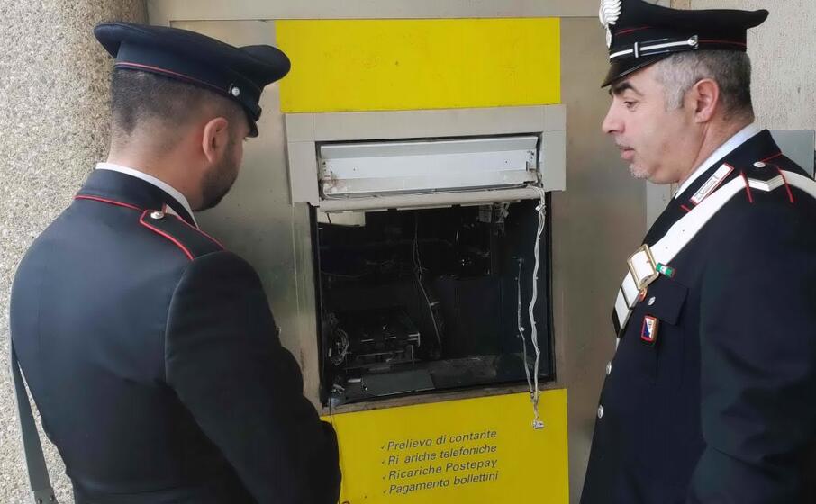 il postamat scardinato a inizio febbraio (l unione sarda)