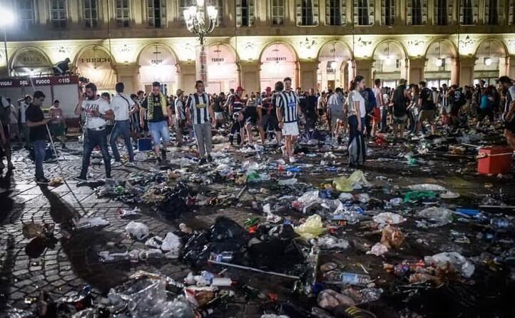 accaddeoggi 3 giugno 2017 il disastro di piazza san carlo