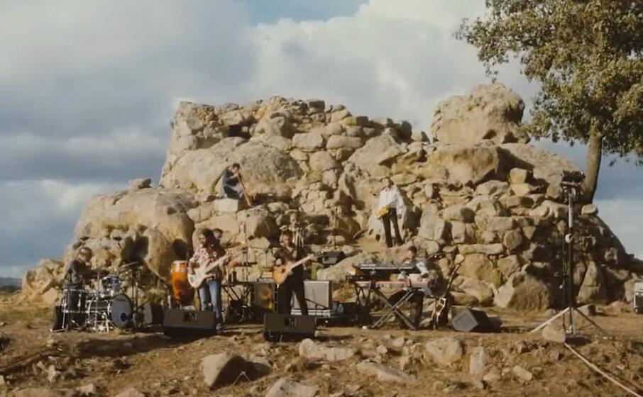 gli apollo beat (foto tratta dal videoclip)