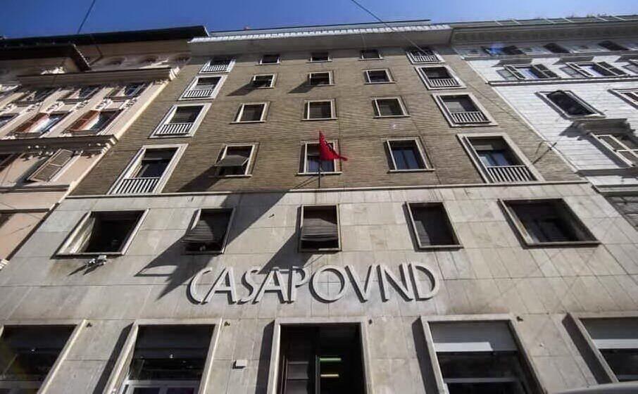 l immobile occupato da casapound nel pieno centro di roma (archivio l unione sarda)