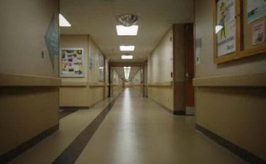 un corridoio di ospedale (foto da google)