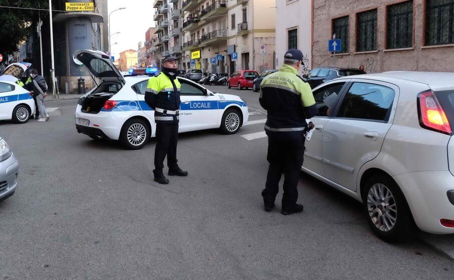 controlli a cagliari (archivio l unione sarda)