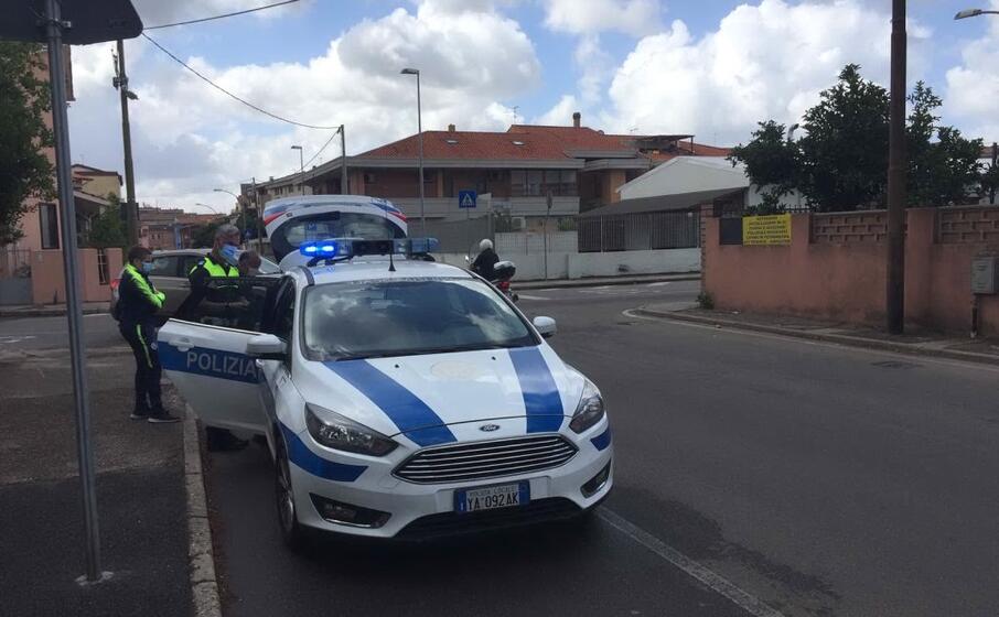 i rilievi della polizia locale (l unione sarda e sanna)