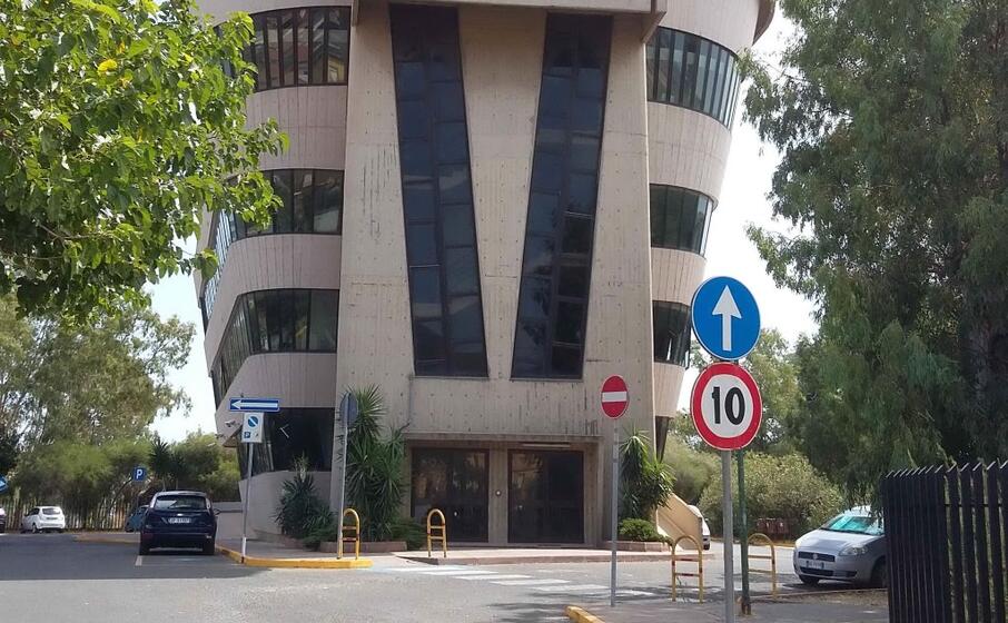 il municipio di domusnovas (foto s farris)