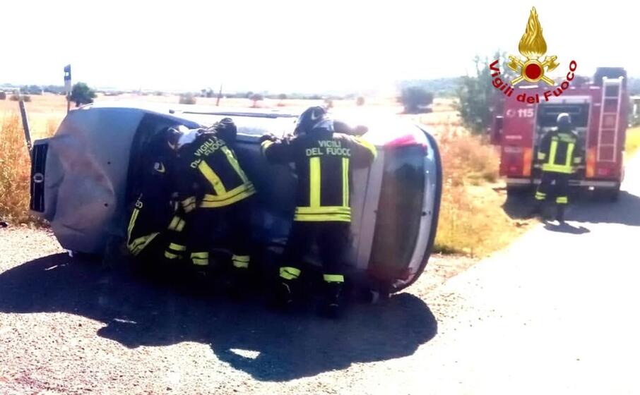 incidente all altezza di siliqua (foto vvf)