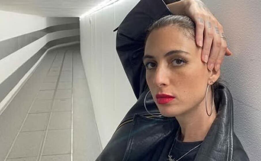 Ema Stokholma filmata sotto la gonna, indagato il ...