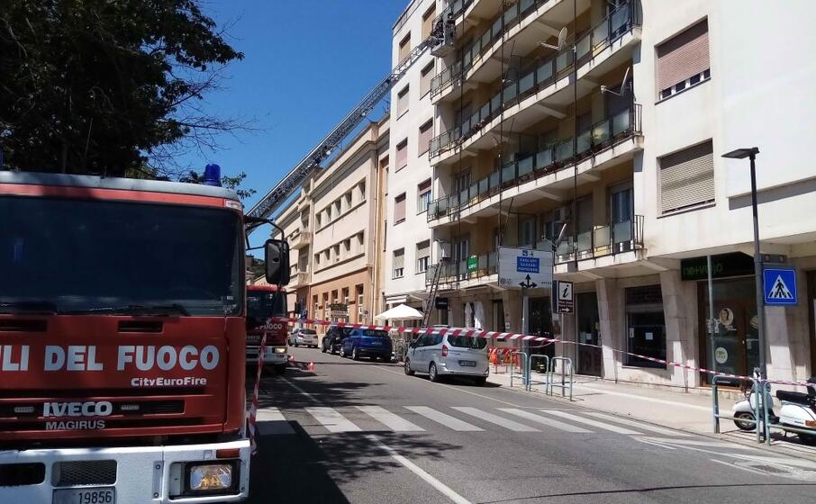 i vigili del fuoco (foto ledda)