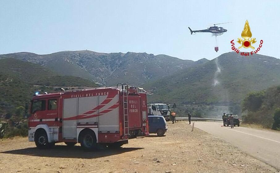 il luogo dell incendio a dolianova (foto vigili del fuoco)