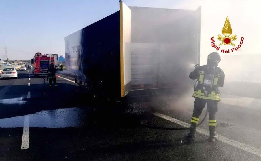 l intervento del 115 (foto vigili del fuoco)