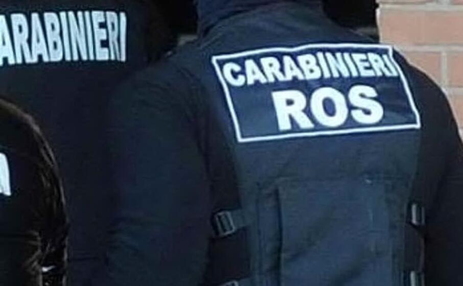 (foto carabinieri)
