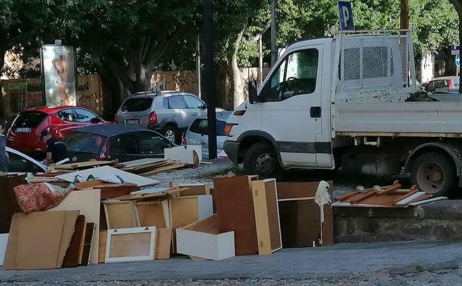 i rifiuti (foto polizia di sassari)