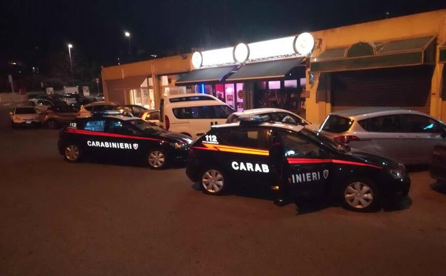 (foto carabinieri)
