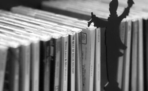 Una collezione di compact disc (Archivio L'Unione Sarda)