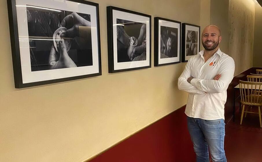 antonello rais nel suo nuovo locale milanese (foto concessa)