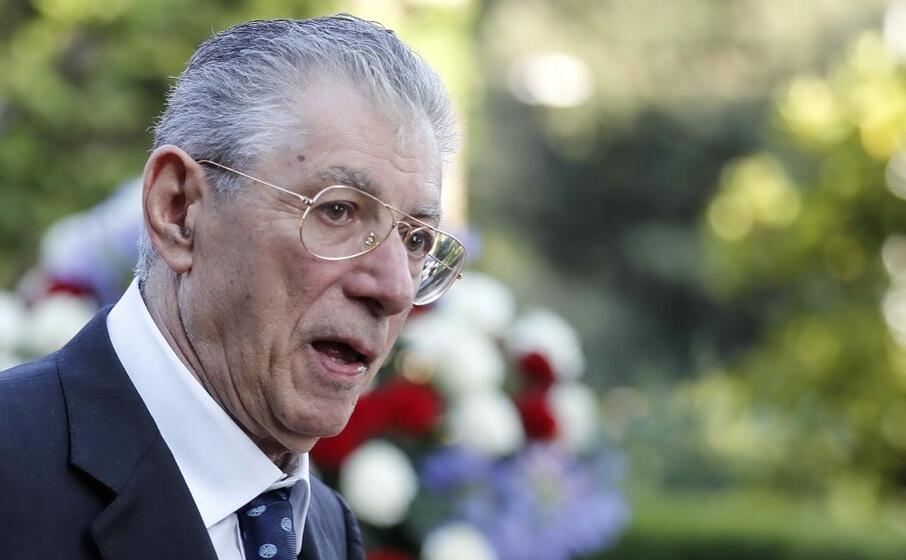 umberto bossi (archivio l unione sarda)