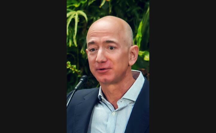 il fondatore jeff bezos (foto wikipedia)