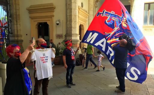 Tifosi in Municipio