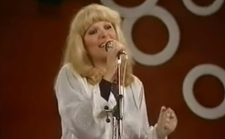 al festival di sanremo del 77