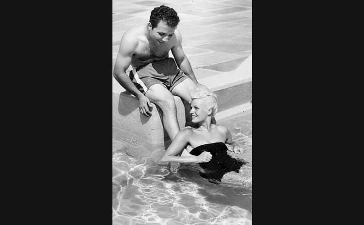 con la moglie vickie nel 1950