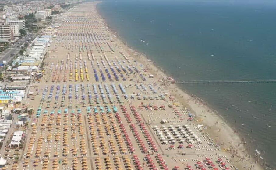 spiagge a rimini (foto google maps)