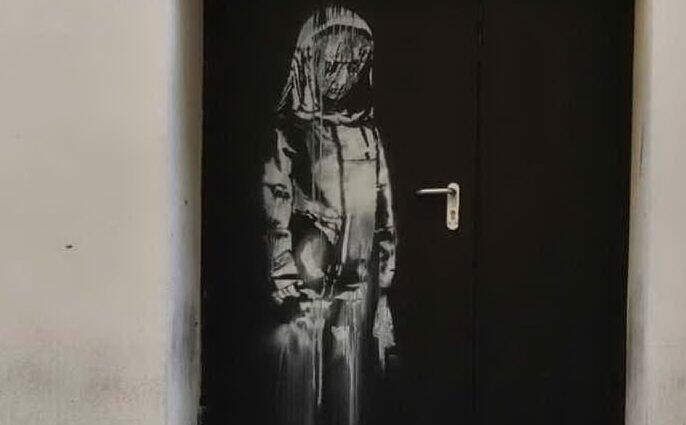 Banksy L Opera Rubata Al Bataclan Sara Esposta A Roma L Unione Sarda It