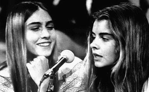 Romina e Taryn, giovanissime (da Wikipedia)