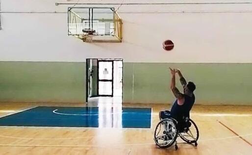 Spanu durante l'allenamento di oggi a Sorso (L'Unione Sarda)