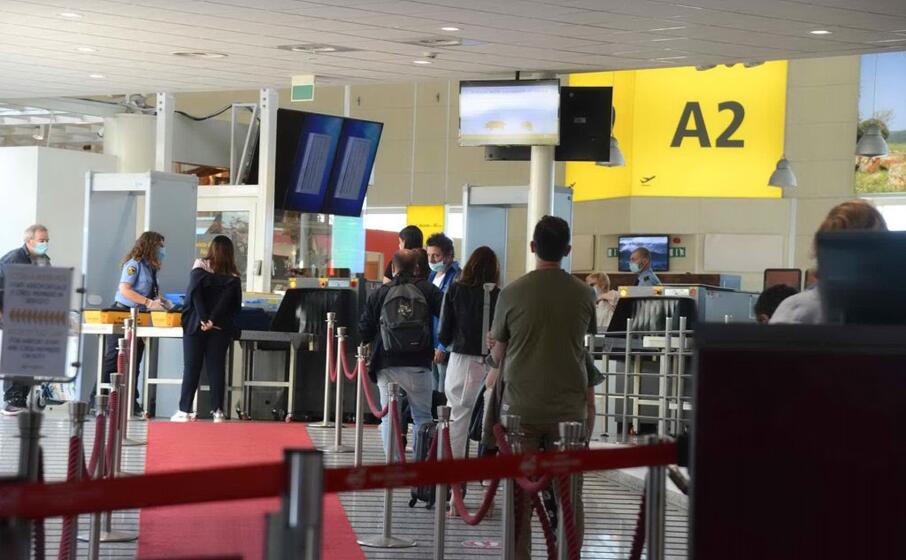l aeroporto di olbia (archivio l unione sarda)