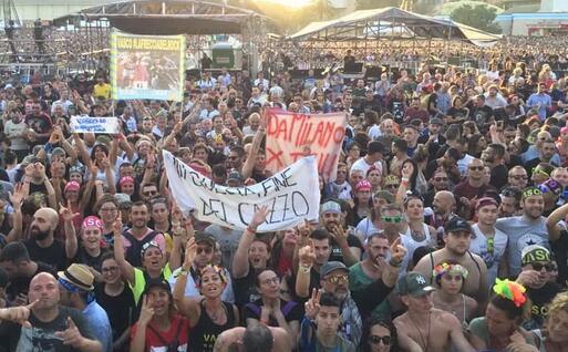 La folla in Fiera (L'Unione Sarda - Max Solinas)