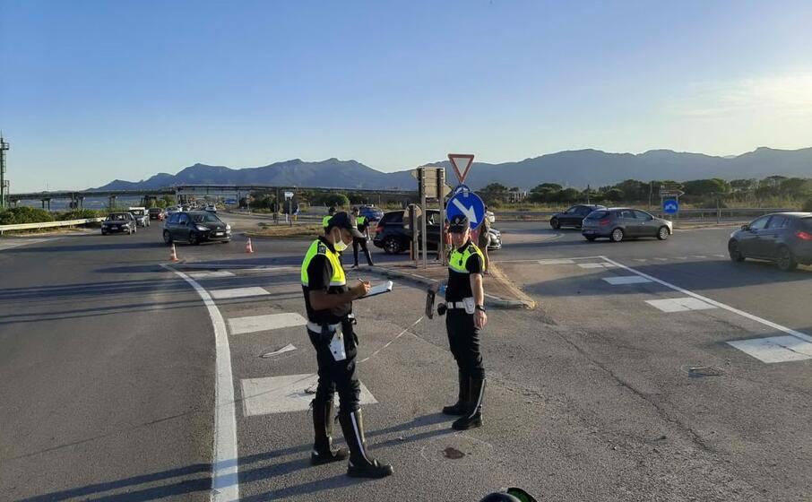 (foto polizia locale cagliari)