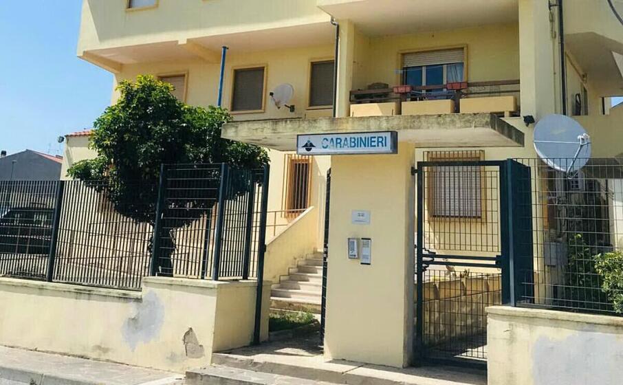 la stazione carabinieri di sant antioco (foto a scano)