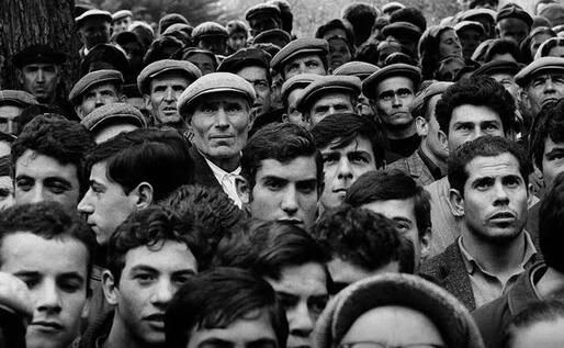Sardegna, 1968, comizio del presidente della regione (foto @faustogiaccone)