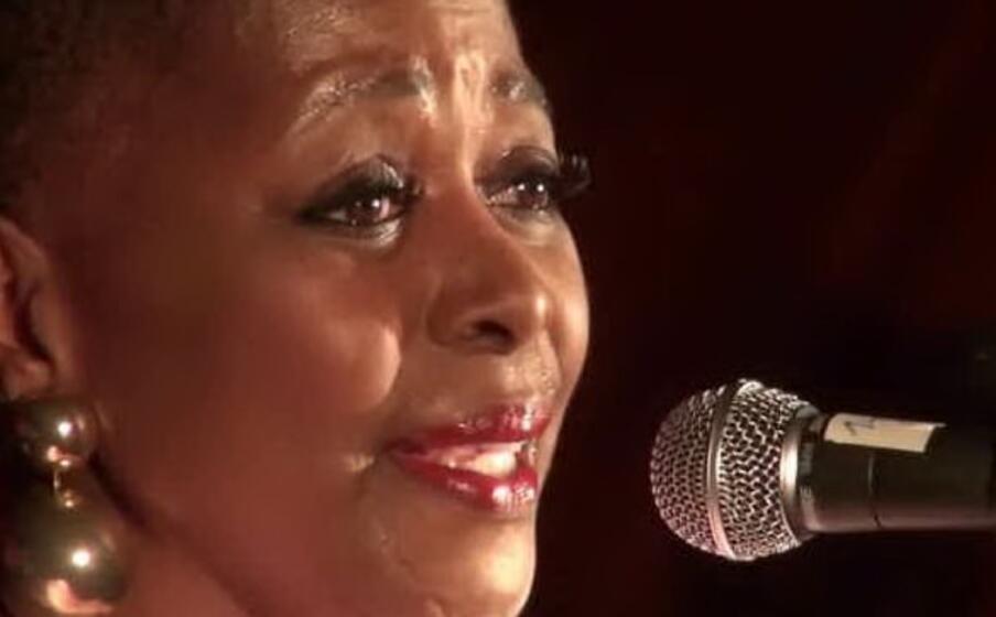 adrienne west (foto da frame video)
