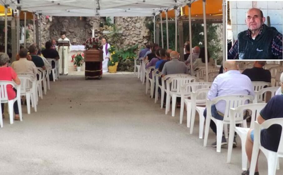 il funerale (foto sanna) e nel riquadro giuseppe schiavon (archivio l unione sarda)