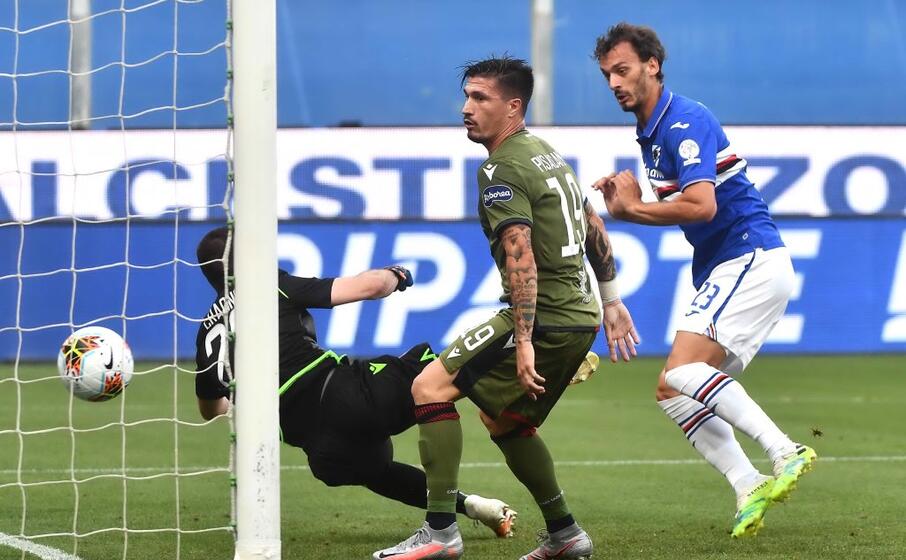 il gol di gabbiadini (ansa)