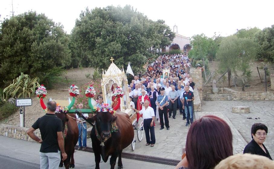 la processione di santa marina di qualche anno fa (foto pintori)
