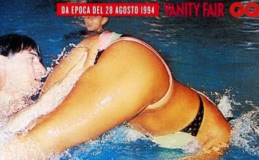 Una delle foto incriminate (foto Vanity Fair, GQ)