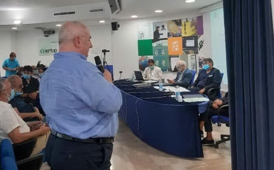 la presentazione (ansa)