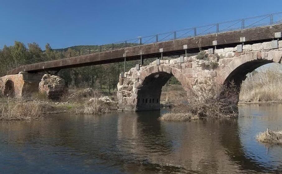 il ponte romano di allai (foto fiori)