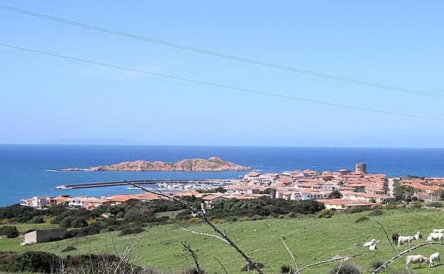 panorama dell isola rossa (wikipedia)